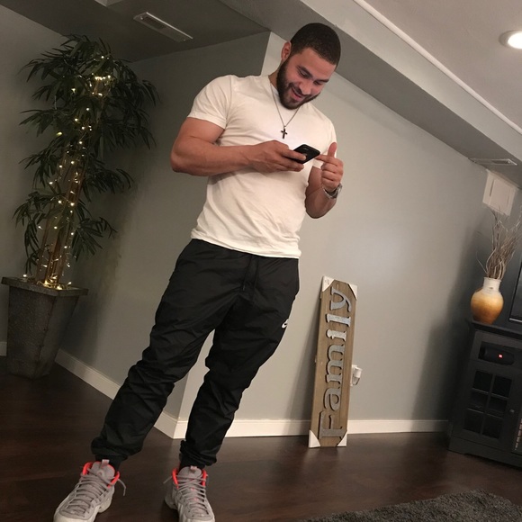 Meet your Posher, Dalontae - Picture 1 of 1